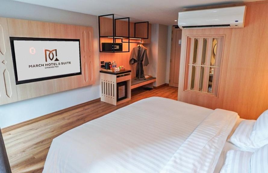 Hotel March & Riverside Chiang Mai